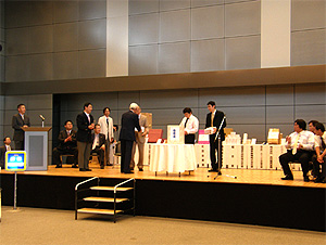 ��9�񋦓��g���܂�̗l�q