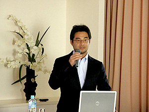 ���{�O�j�搶�u����̎ʐ^